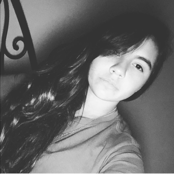 Meet your Posher, Jade - Picture 1 of 1